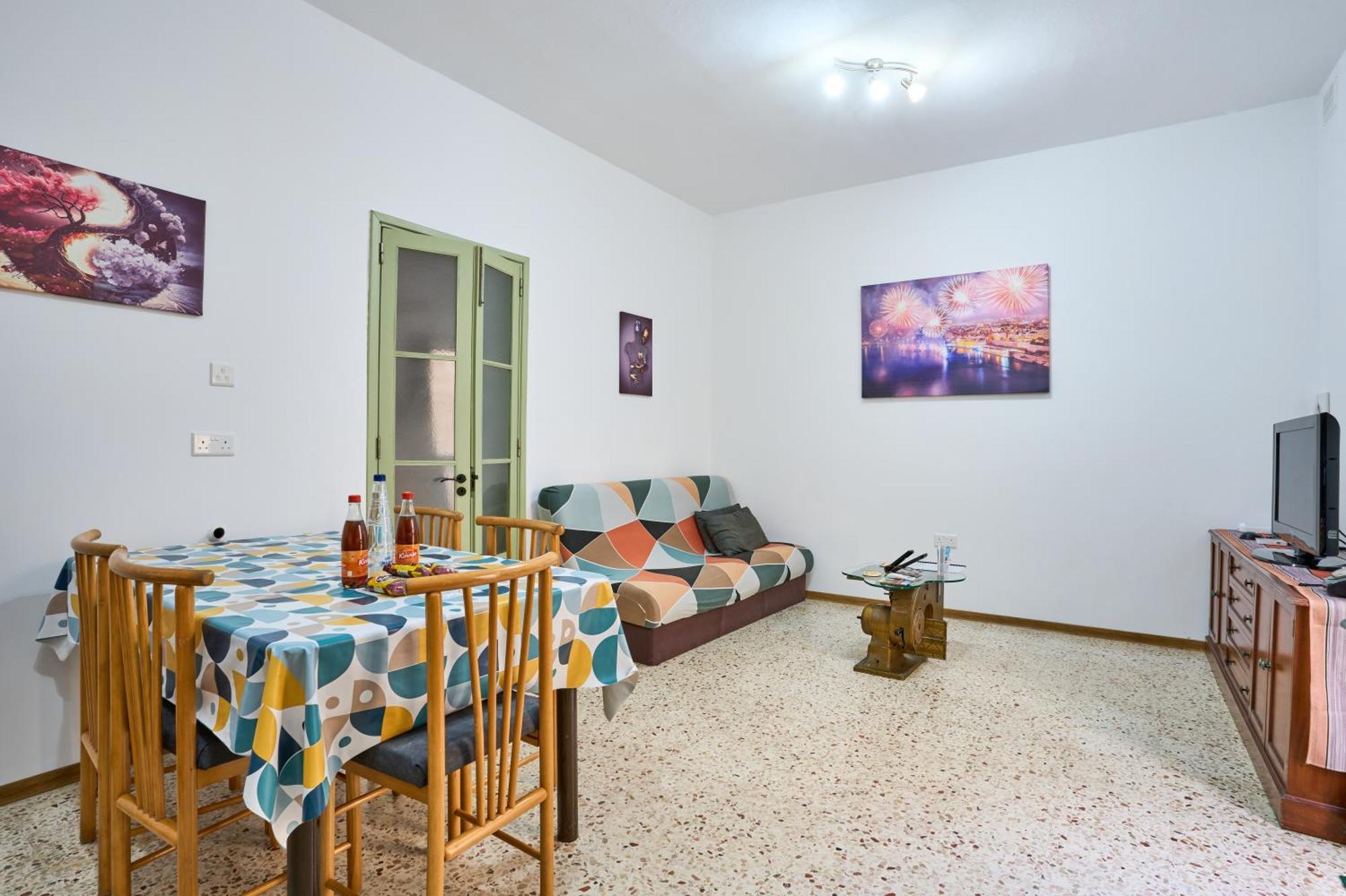Ta' Nena Apartment In Floriana, 10 Minutes Away From Valletta Bagian luar foto
